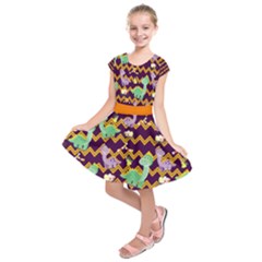 Dark Purple Zigzag Dinosaurs Print Kids  Short Sleeve Dress by PattyVilleDesigns
