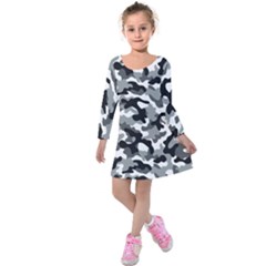 Camouflage 02 Kids  Long Sleeve Velvet Dress by quinncafe82