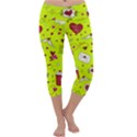 Valentin s Day Love Hearts Pattern Red Pink Green Capri Yoga Leggings View1