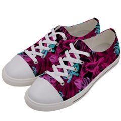 Leaves Women s Low Top Canvas Sneakers by Sobalvarro