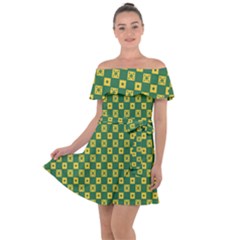 Df Green Domino Off Shoulder Velour Dress by deformigo