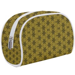 Teressa Makeup Case (large) by deformigo