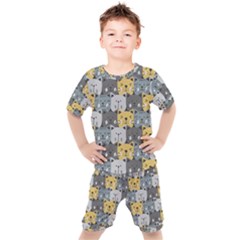 Cute Cat Pattern Kids  Tee And Shorts Set by ExtraAwesomeSauce