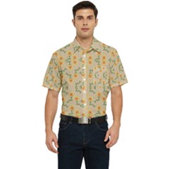 Flowers Pattern Men s Short Sleeve Pocket Shirt  by Sparkle