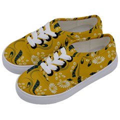 Folk Flowers Print Floral Pattern Ethnic Art Kids  Classic Low Top Sneakers by Eskimos