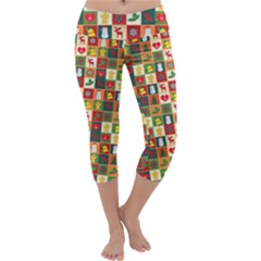 Xmas Christmas Pattern Capri Yoga Leggings by danenraven