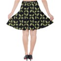 Leaves Motif Random Print Pattern Velvet High Waist Skirt View2