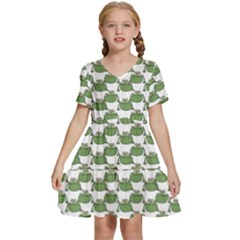 Funny Frog Cartoon Drawing Motif Pattern Kids  Short Sleeve Tiered Mini Dress by dflcprintsclothing