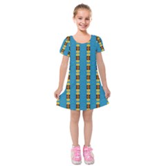 Square And Circles Blue Kids  Short Sleeve Velvet Dress by FunDressesShop