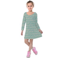 Pattern 318 Kids  Long Sleeve Velvet Dress by GardenOfOphir