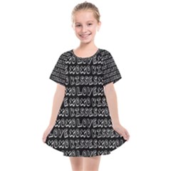 Black And White Love Kisses Pattern Kids  Smock Dress by GardenOfOphir