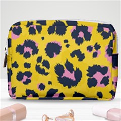 Leopard-print-seamless-pattern Make Up Pouch (medium) by Salman4z