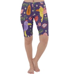 Exotic-seamless-pattern-with-parrots-fruits Cropped Leggings  by Salman4z