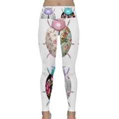 Ladybug-flower-pattern-shabby-chic Lightweight Velour Classic Yoga Leggings by 99art