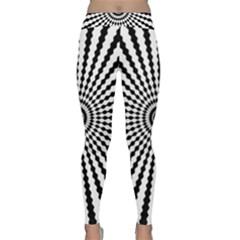 Starburst-sunburst-hypnotic Classic Yoga Leggings by Bedest