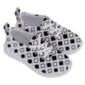 Square Diagonal Pattern Monochrome Running Shoes View3