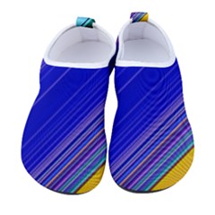 Color Lines Slanting Green Blue Men s Sock-style Water Shoes by Pakjumat