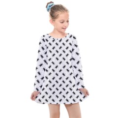 Fly Phot Motif Seamless Black And White Pattern Kids  Long Sleeve Dress by dflcprintsclothing