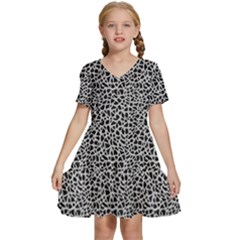 Giraffe Pattern (2) Kids  Short Sleeve Tiered Mini Dress by DinkovaArt