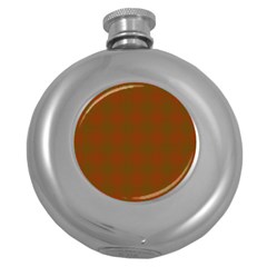 Classic Christmas Red And Green Houndstooth Check Pattern Round Hip Flask (5 Oz) by PodArtist