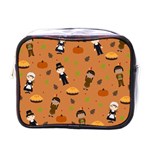 Pilgrims and Indians pattern - Thanksgiving Mini Toiletries Bags Front