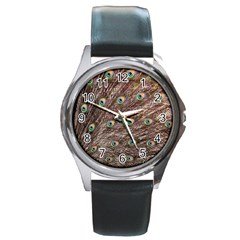 Peacock Feathers Wheel Plumage Round Metal Watch by Wegoenart