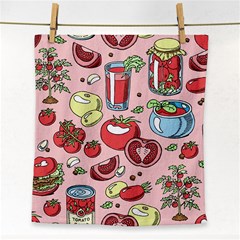 Tomato Seamless Pattern Juicy Tomatoes Food Sauce Ketchup Soup Paste With Fresh Red Vegetables Face Towel by BangZart