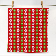 Illustration Festive Pattern Christmas Holiday Face Towel by danenraven