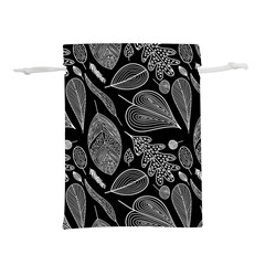 Leaves Flora Black White Nature Lightweight Drawstring Pouch (m) by Maspions